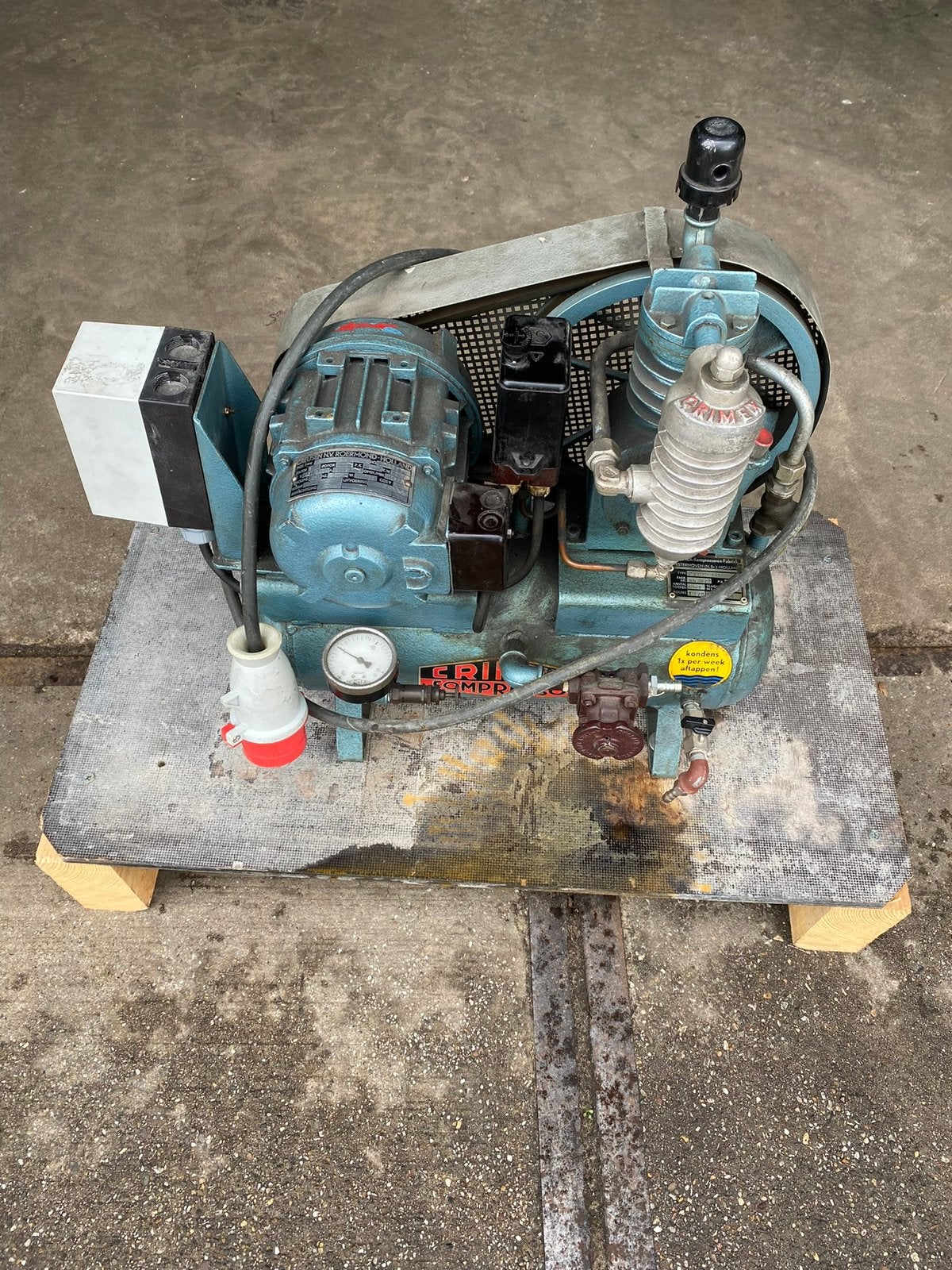 Compressor 380V, Ophalen