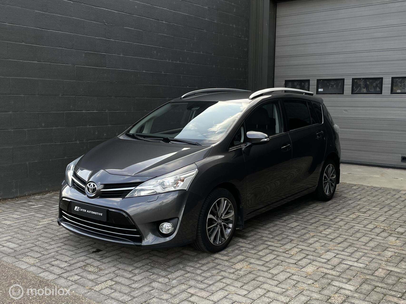 Toyota Verso 1.8 VVT-i CVT Automaat | 7-Persoons | Trekhaak, Auto's, 15 km/l, Gebruikt, 4 cilinders, 7 stoelen