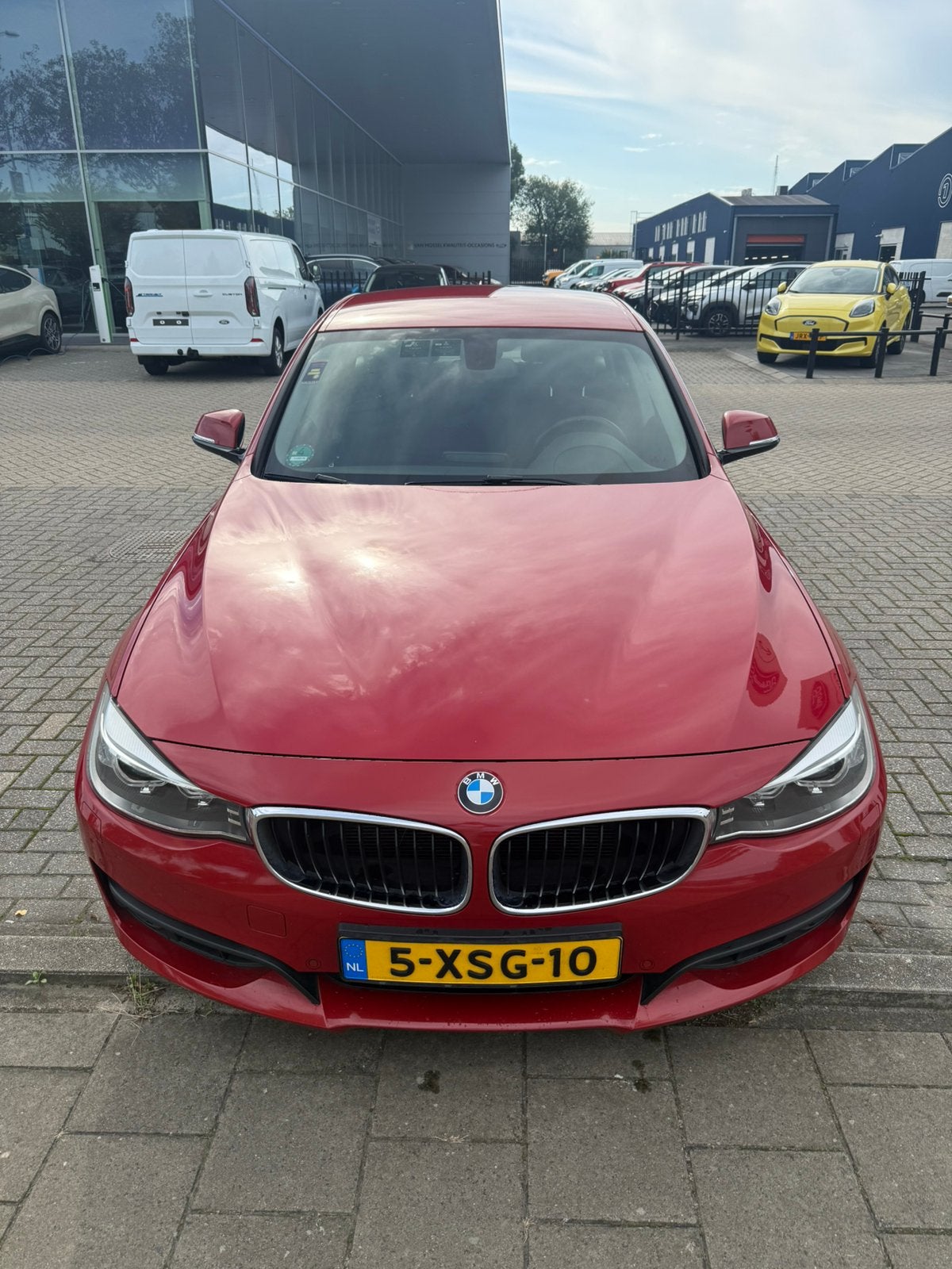 BMW 3-Serie GT 320I Aut8 2014 Rood, Auto's, Zwart, 4 cilinders, 1535 kg, Origineel Nederlands