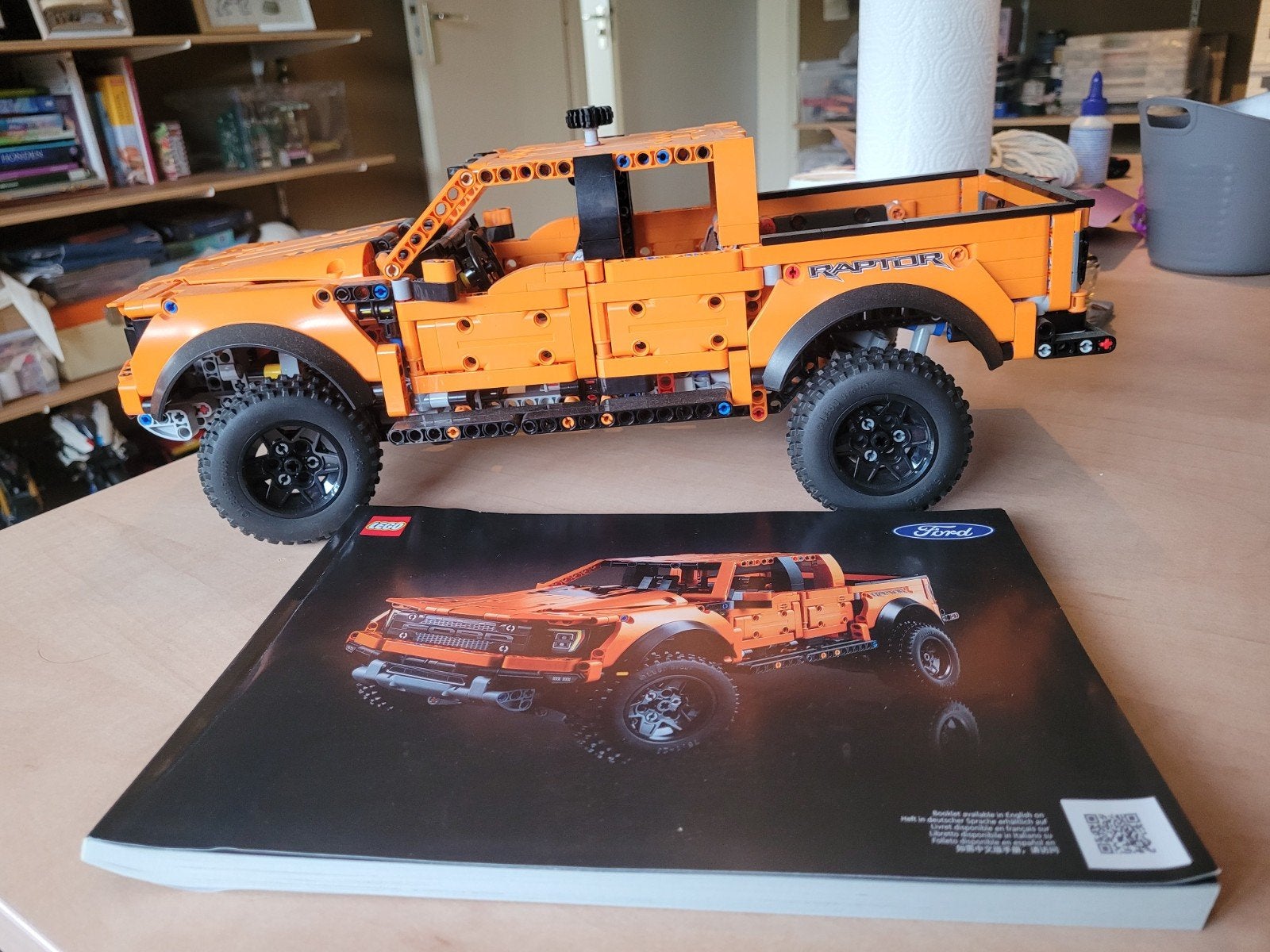Lego Technic Ford F-150 Raptor (42126) - Zo goed als nieuw, Overige merken, Groter dan 1:32, Ophalen of Verzenden, Zo goed als nieuw