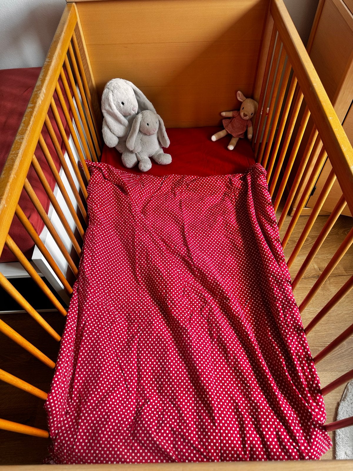 Hulsta ledikantje Bonny - 70x140 cm met verstelbare lattenbo, Huis en Inrichting, Slaapkamer | Bedden, Bruin, Hout, Verstelbaar