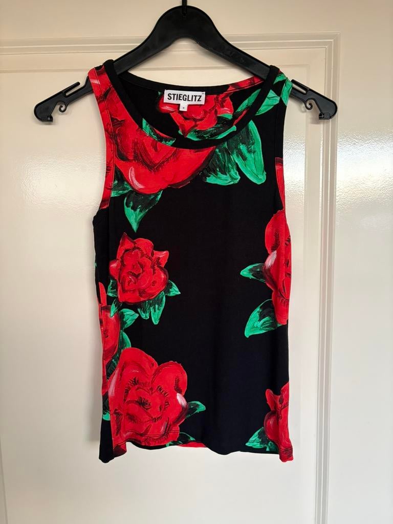 Stieglitz • Rozen top - maat S, Ophalen, Zo goed als nieuw, Rood, Maat 36 (S)