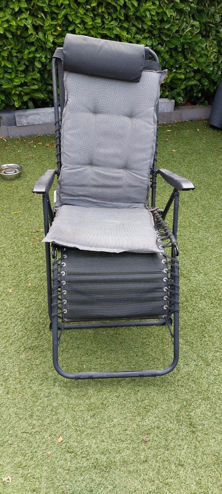 Comfortabele verstelbare tuinstoel met kussen, Tuin en Terras, Tuinstoelen, Ophalen, Gebruikt, Metaal, Verstelbaar
