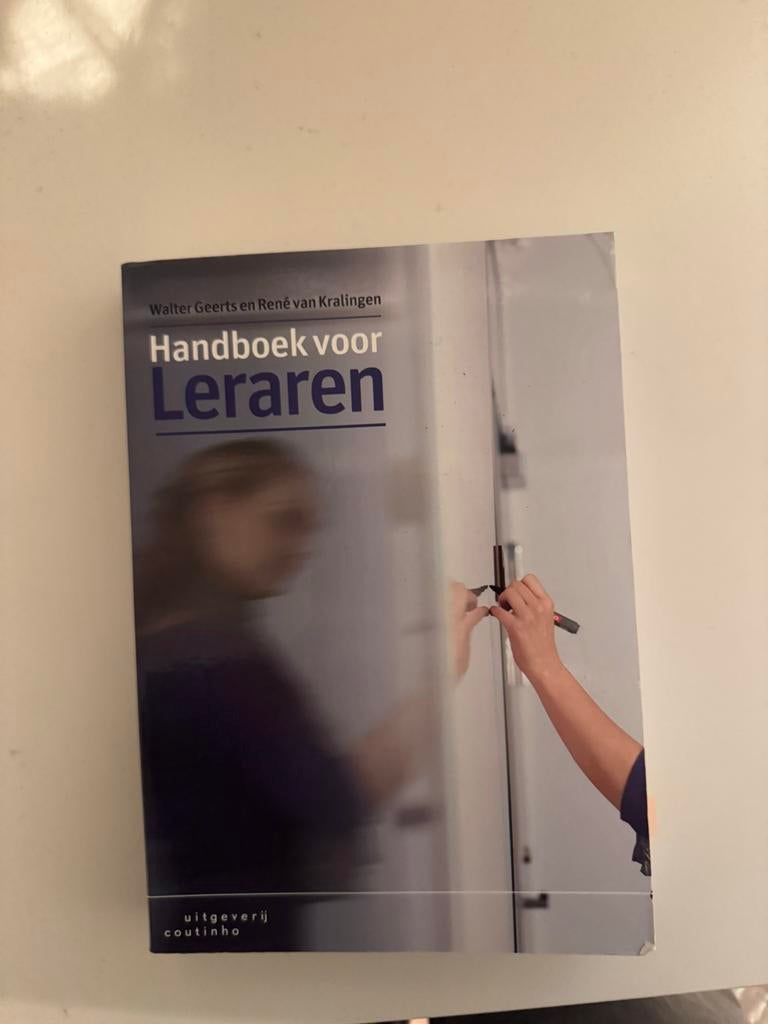 Handboek voor Leraren - Walter Geerts & René van Kralingen, Ophalen of Verzenden, Gelezen, Overige niveaus, Overige vakken
