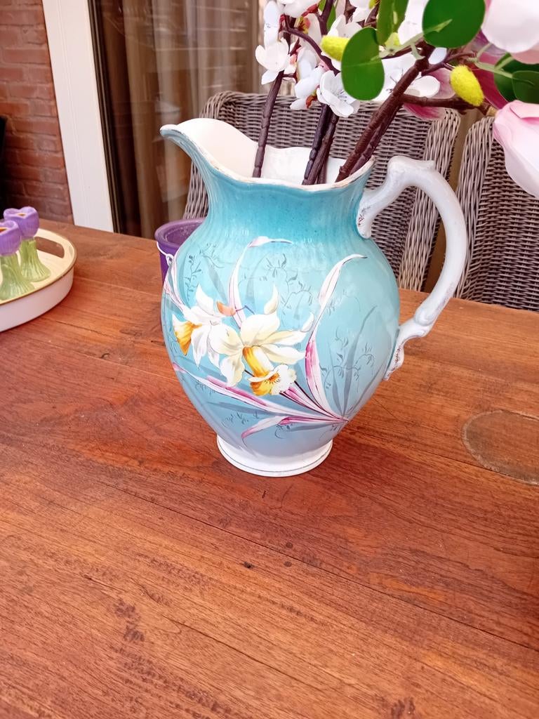 Mooie grote kan met bloem motief., Ophalen of Verzenden