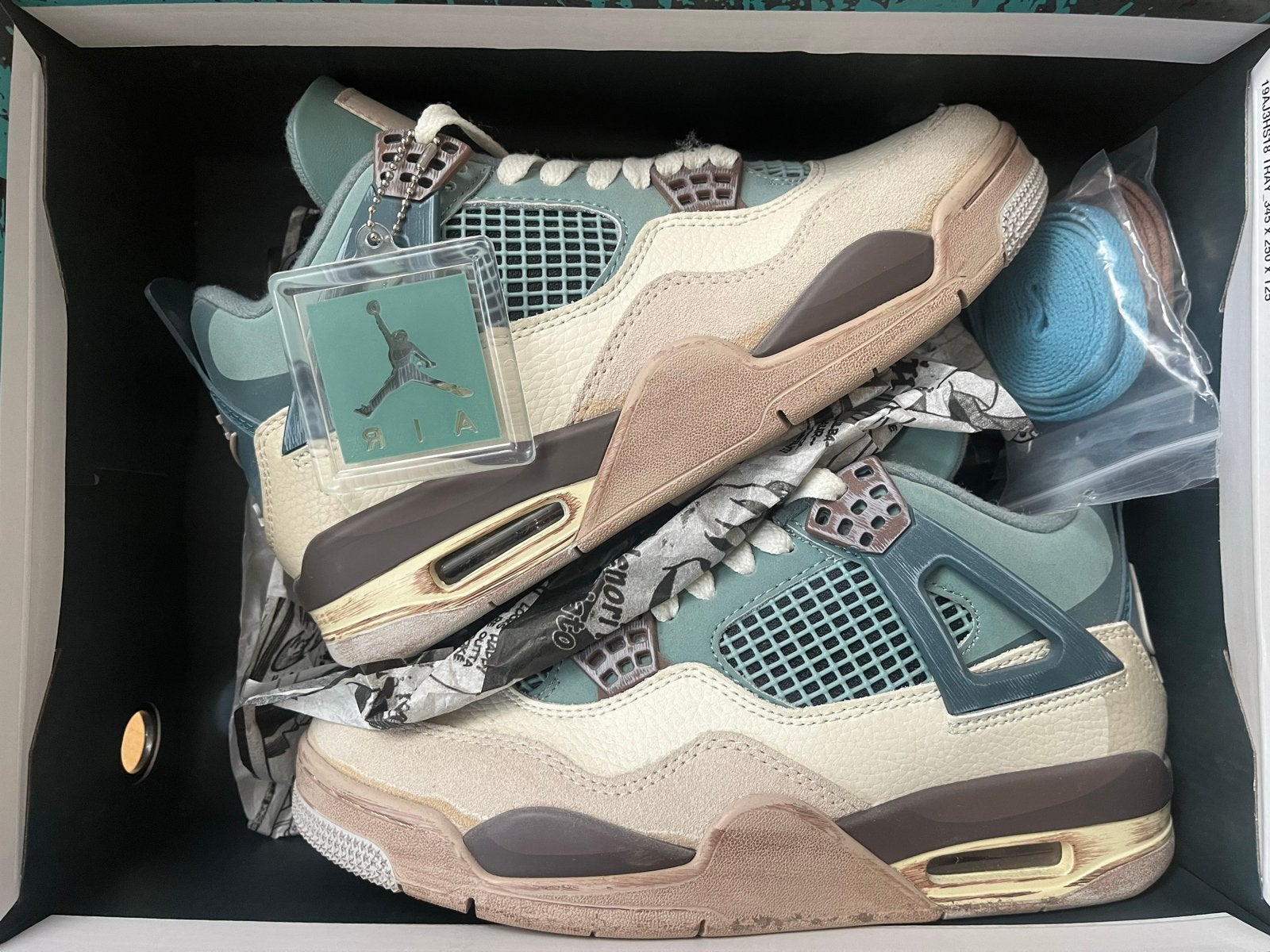 Nike Air Jordan 4 Snorlax Custom Sneakers, Verzenden, Zo goed als nieuw, Overige kleuren, Sneakers of Gympen