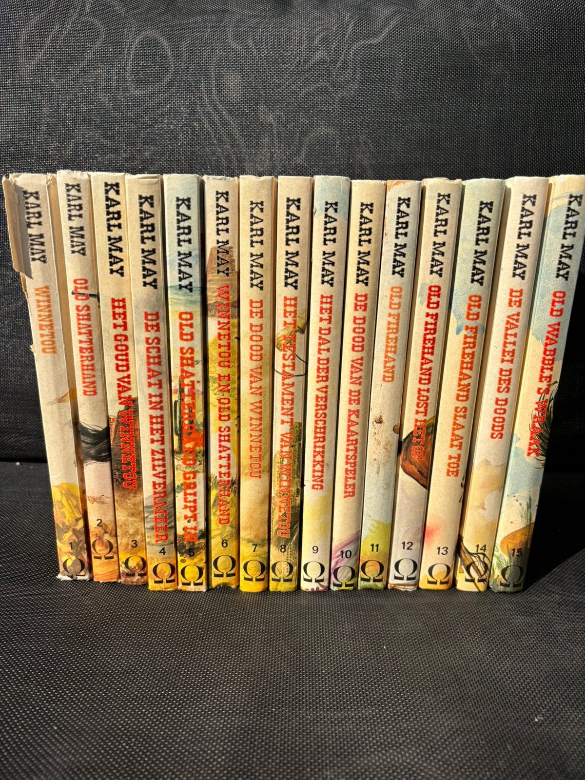 Serie boeken (15) van Karl May: Winnetou en old shatterhand, Ophalen of Verzenden, Gelezen