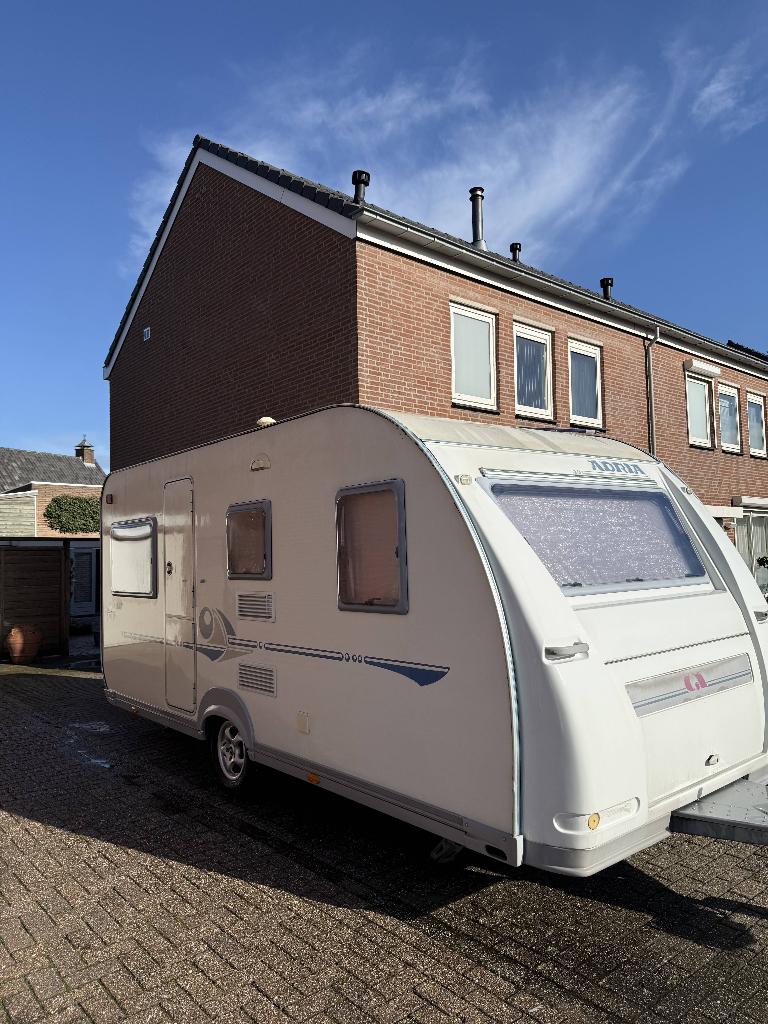 Adria Adiva 462 PD (2003) – 4 slaapplaatsen, Caravans en Kamperen, Rondzit, Dwarsbed, Particulier, Adria