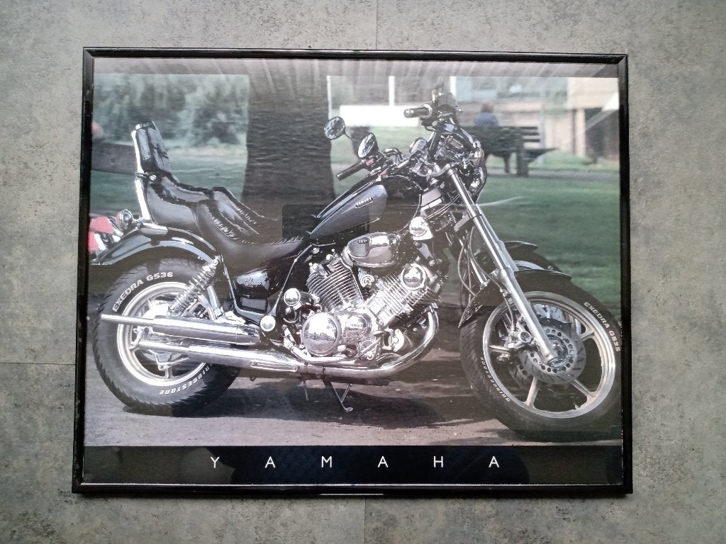Fotolijst met een YAMAHA MOTOR AFBEELDING, Gebruikt, Ophalen of Verzenden, Foto of Poster, 5 – 50