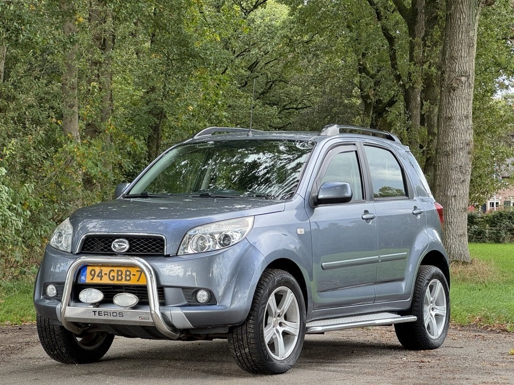 Daihatsu Terios 1.5-16v Expedit. 2WD Apk 12-10-27, 13 km/l, 1350 kg, Gebruikt, 400 kg