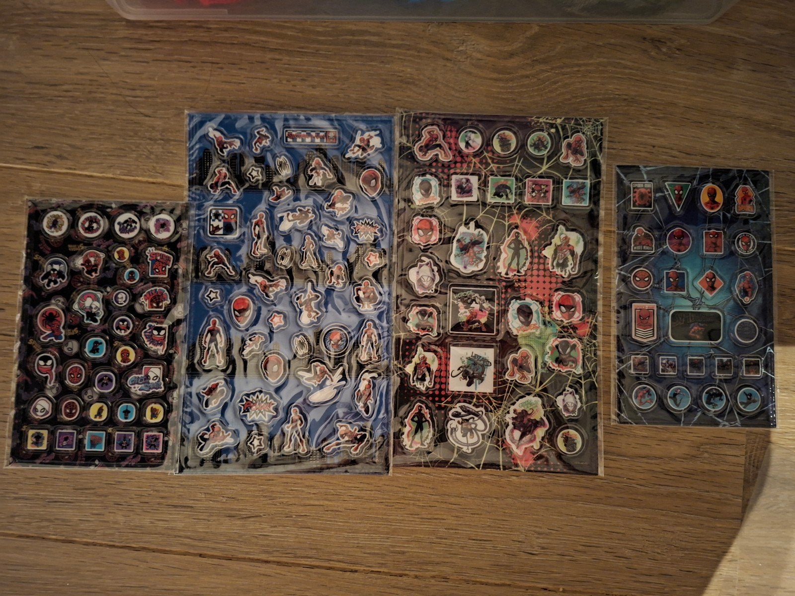 3D Stickers: Spiderman, Bluey & Diverse Leuke Stickers, Ophalen of Verzenden, Nieuw, Meerdere stickers