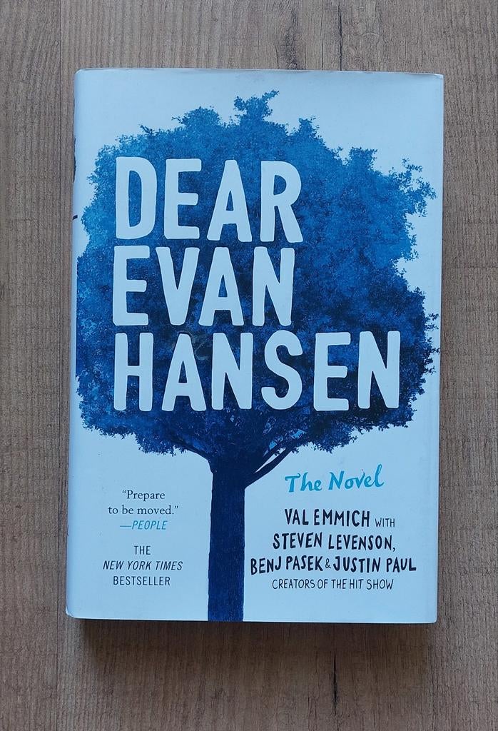 Dear Evan Hansen - Het Boek (Engels), Boeken, Ophalen of Verzenden, Gelezen, Val Emmich, Steven Levenson, Benj Pasek, Justin Paul