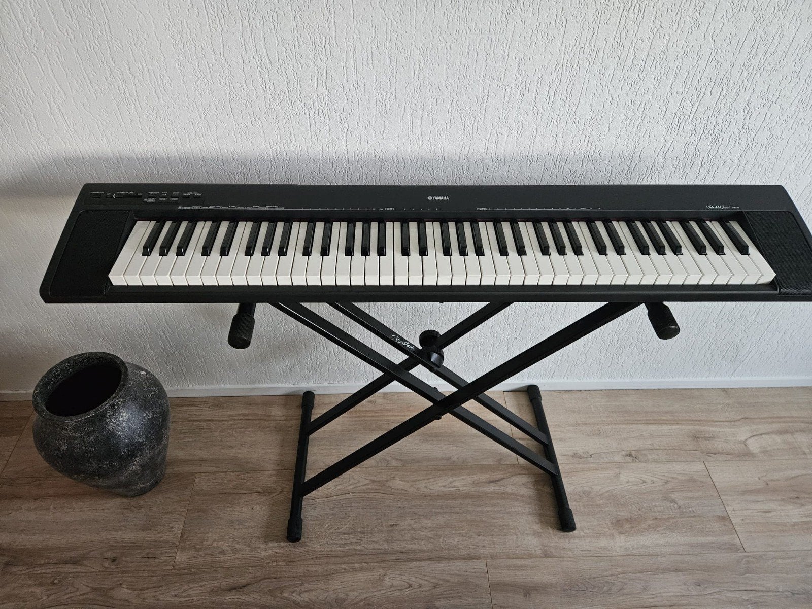 Yamaha Piaggero NP-30 Digitale Piano Set (76 toetsen) + B&W, Ophalen, Zo goed als nieuw, Zwart