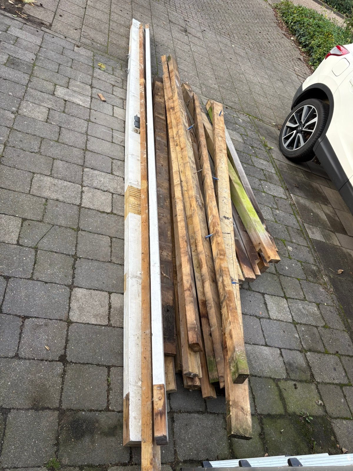 Houten balken en planken en platen, gratis, Ophalen, Zo goed als nieuw, 250 cm of meer, Balken