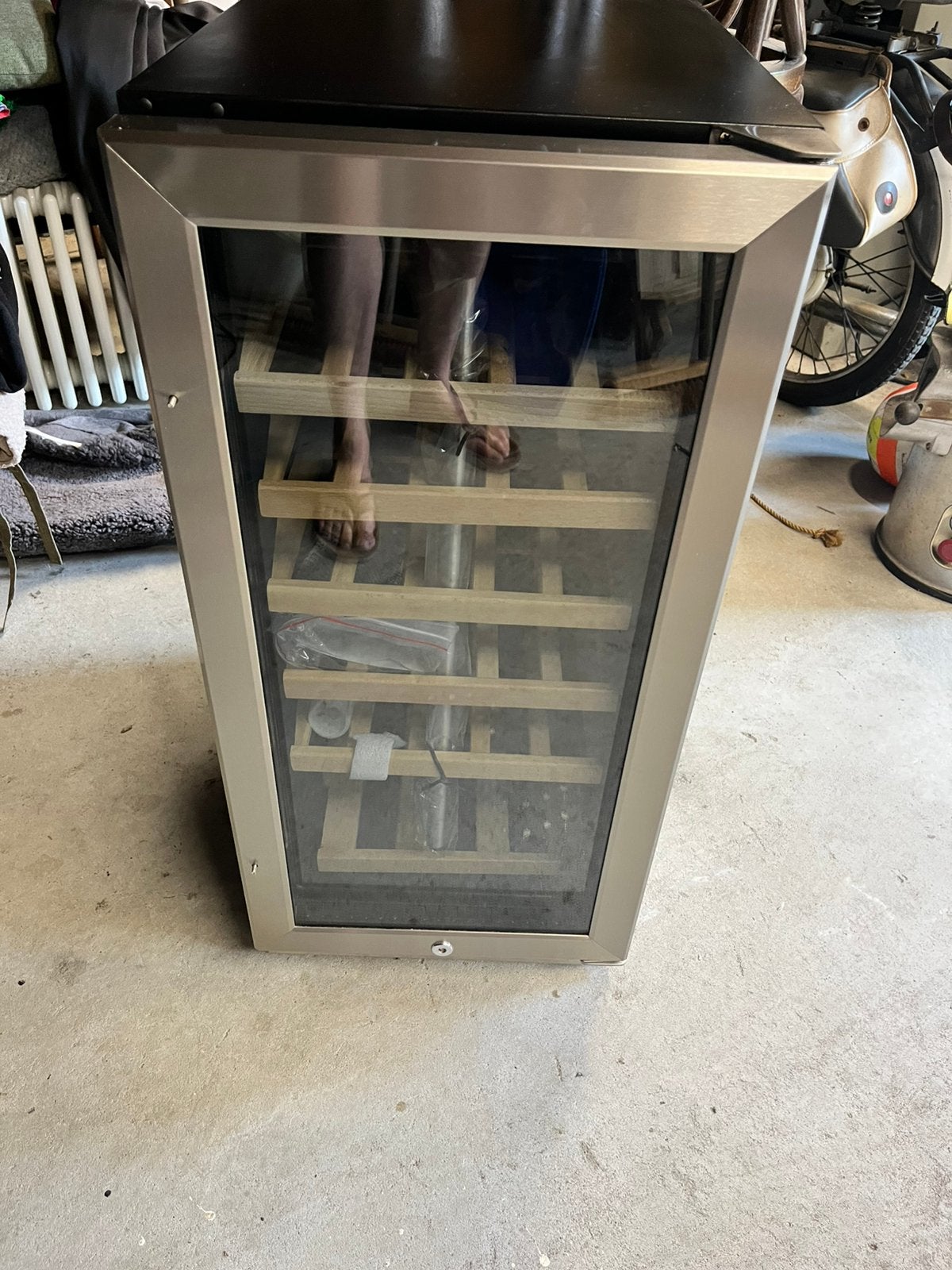 Nieuwe wijnkoelkast gasto -inox, Witgoed en Apparatuur, Zonder vriesvak, Minder dan 85 cm, Nieuw, Ophalen of Verzenden
