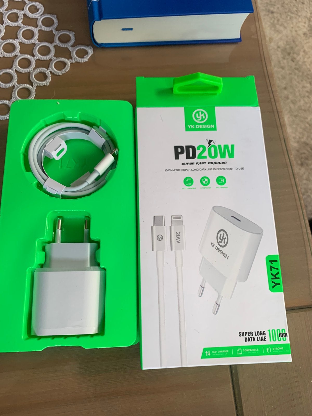Apple IPhone adapter met kabel, 128 GB, IPhone 15 Pro Max, Nieuw, Ophalen of Verzenden