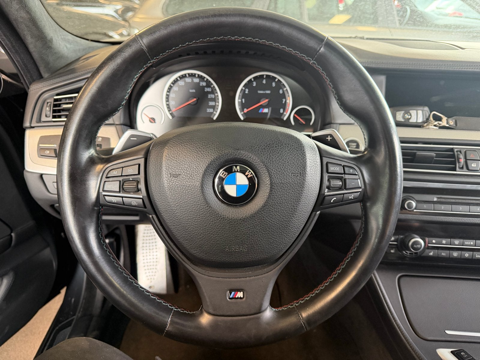 BMW M Sport Stuur gezocht f10 facelift, Auto-onderdelen, Ophalen of Verzenden, Gebruikt, BMW