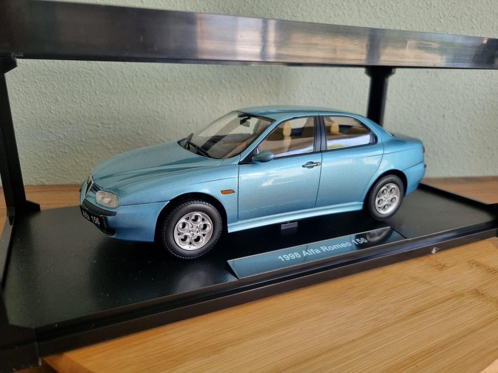 **SALE** Alfa Romeo 156 Fantasia Blue 1:18 Nieuw in doos!, Overige merken, Auto, Nieuw, Ophalen of Verzenden