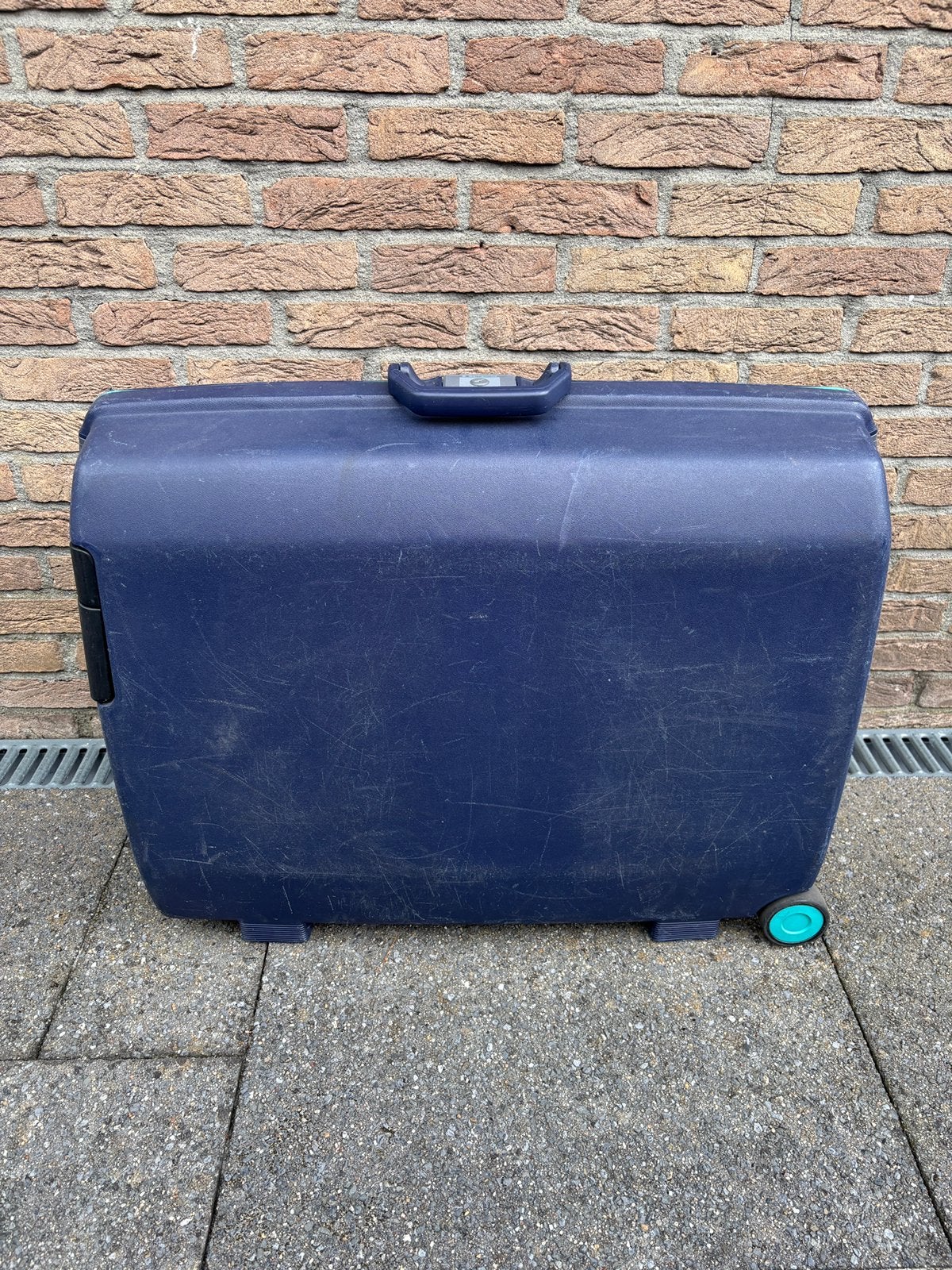 Samsonite Koffer met Wieltjes en Slot 75x59x23 bxhxd, Ophalen, Hard kunststof, Slot, Minder dan 50 cm