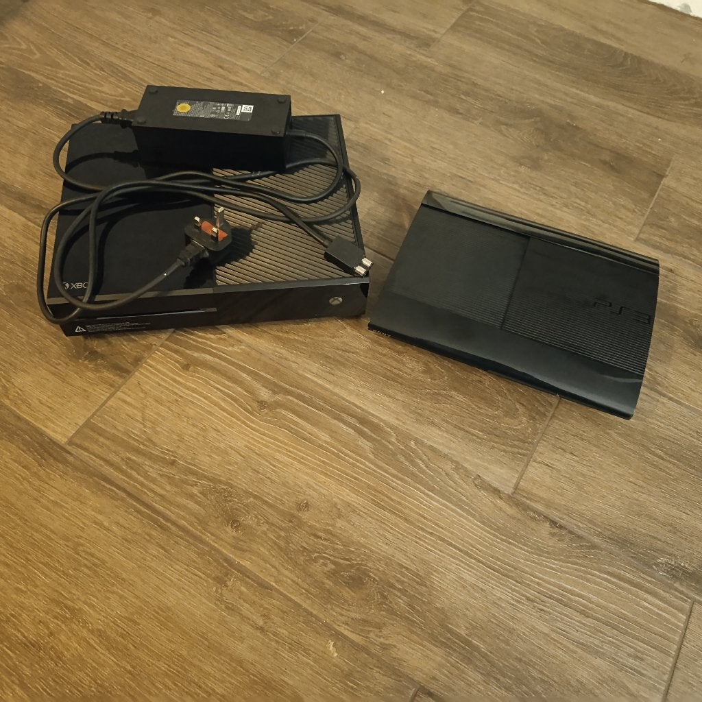 Ps 3 super slim 500gb, xbox one 500gb (broken, for parts), Ophalen of Verzenden, 500 GB, Niet werkend, Met 1 controller