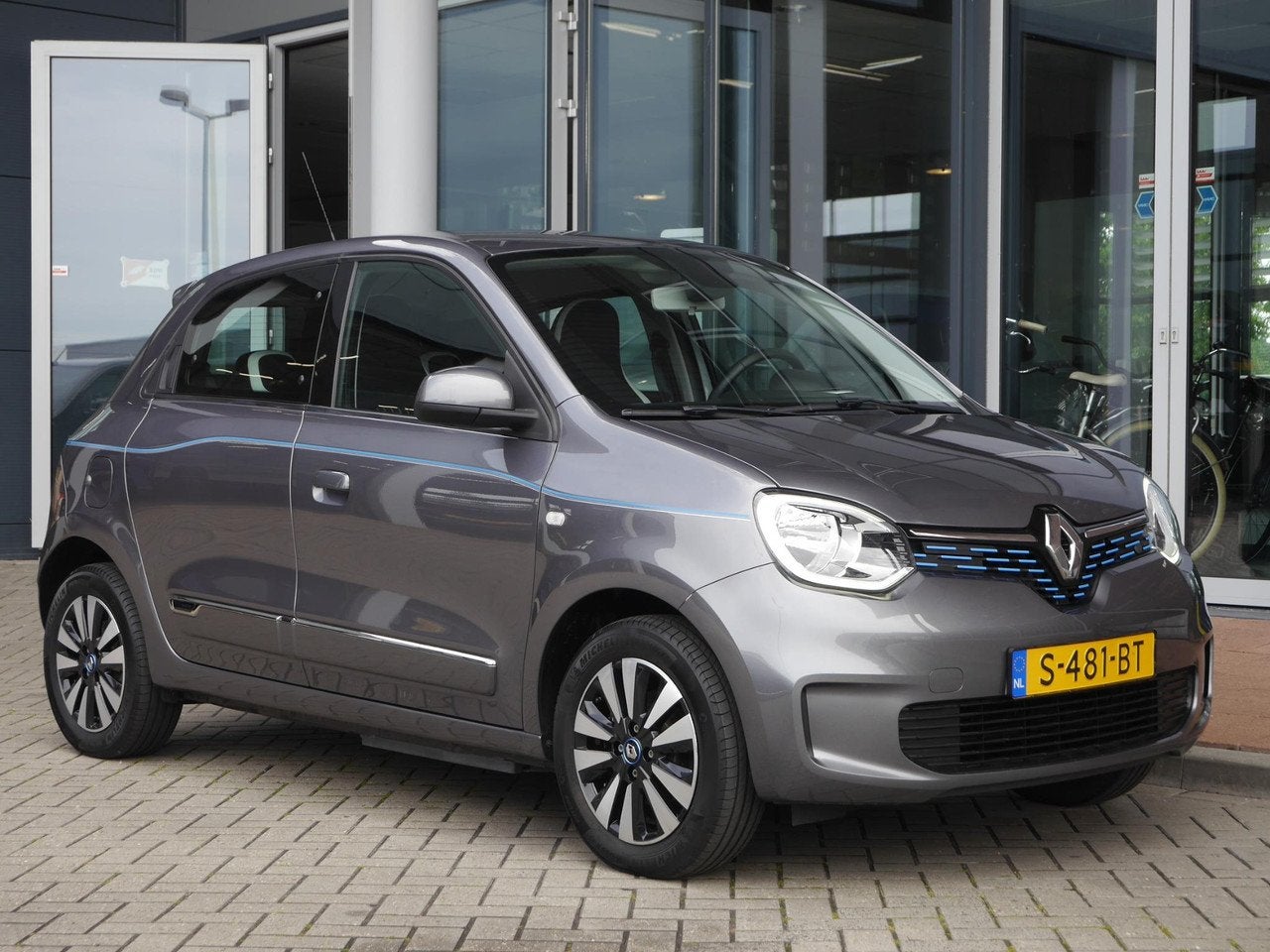 Renault Twingo Z.E. R80 Intens | Cruise control | Climate co, Automaat, Origineel Nederlands, Automatische klimaatregeling, Zilver of Grijs