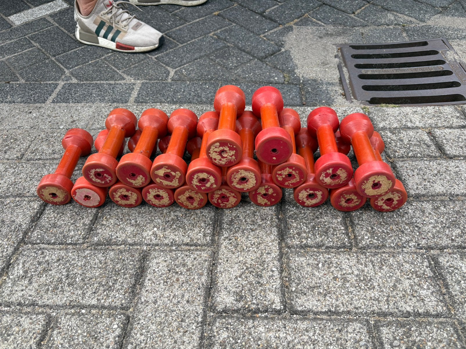 20 x 1 kg rubberen dumbbells gewichten, Gebruikt, 20 x 1 kg, Gewichten, Ophalen of Verzenden