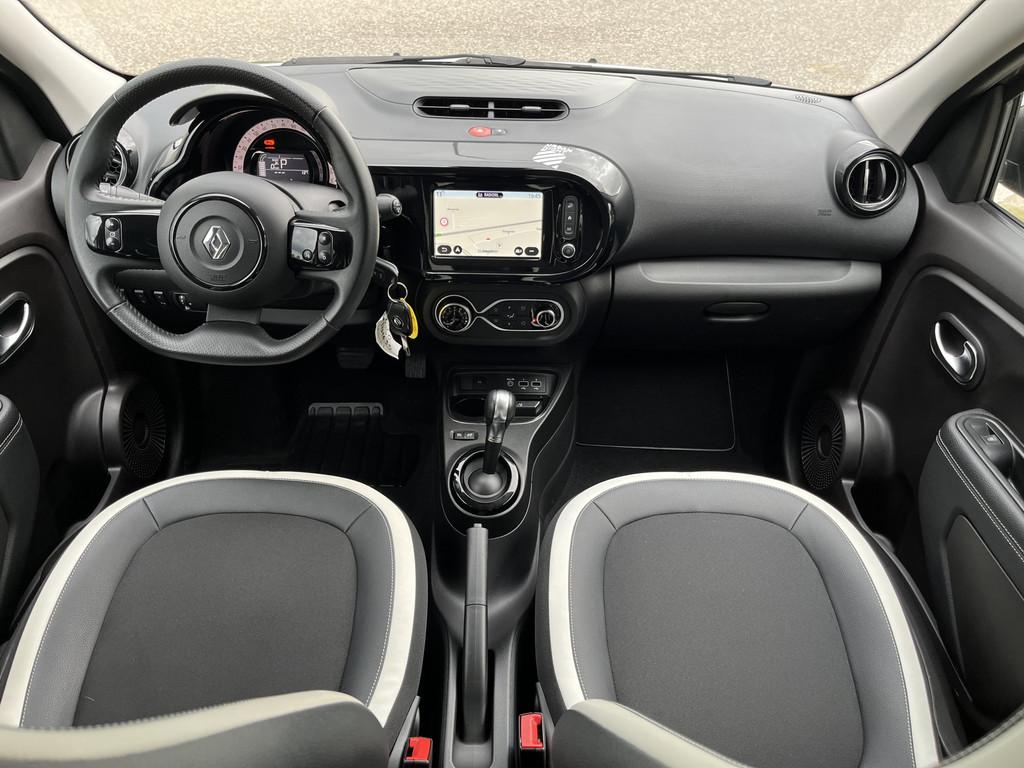 Renault Twingo Z.E. R80 Série (SOH 96%) Urban Night / Navig, Auto's, Renault, Automaat, 12 maanden, Gebruikt, Zwart