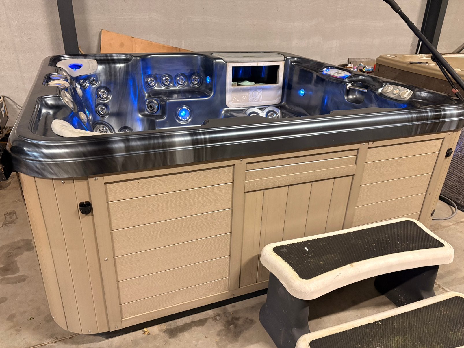 Jacuzzi 5 Personen - Gratis Levering in heel Nederland., Ophalen, Zo goed als nieuw