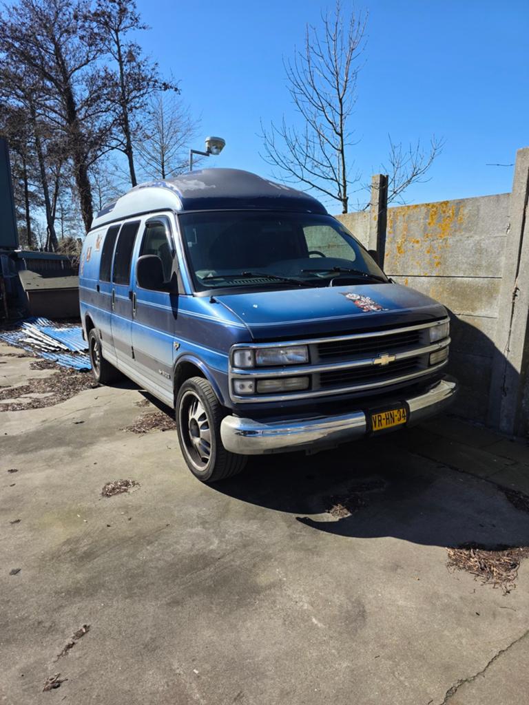 Chevy (camper project), Auto's, Chevrolet, Particulier, Chevy Van, LPG, Automaat, Blauw, Blauw, Velours, Ophalen