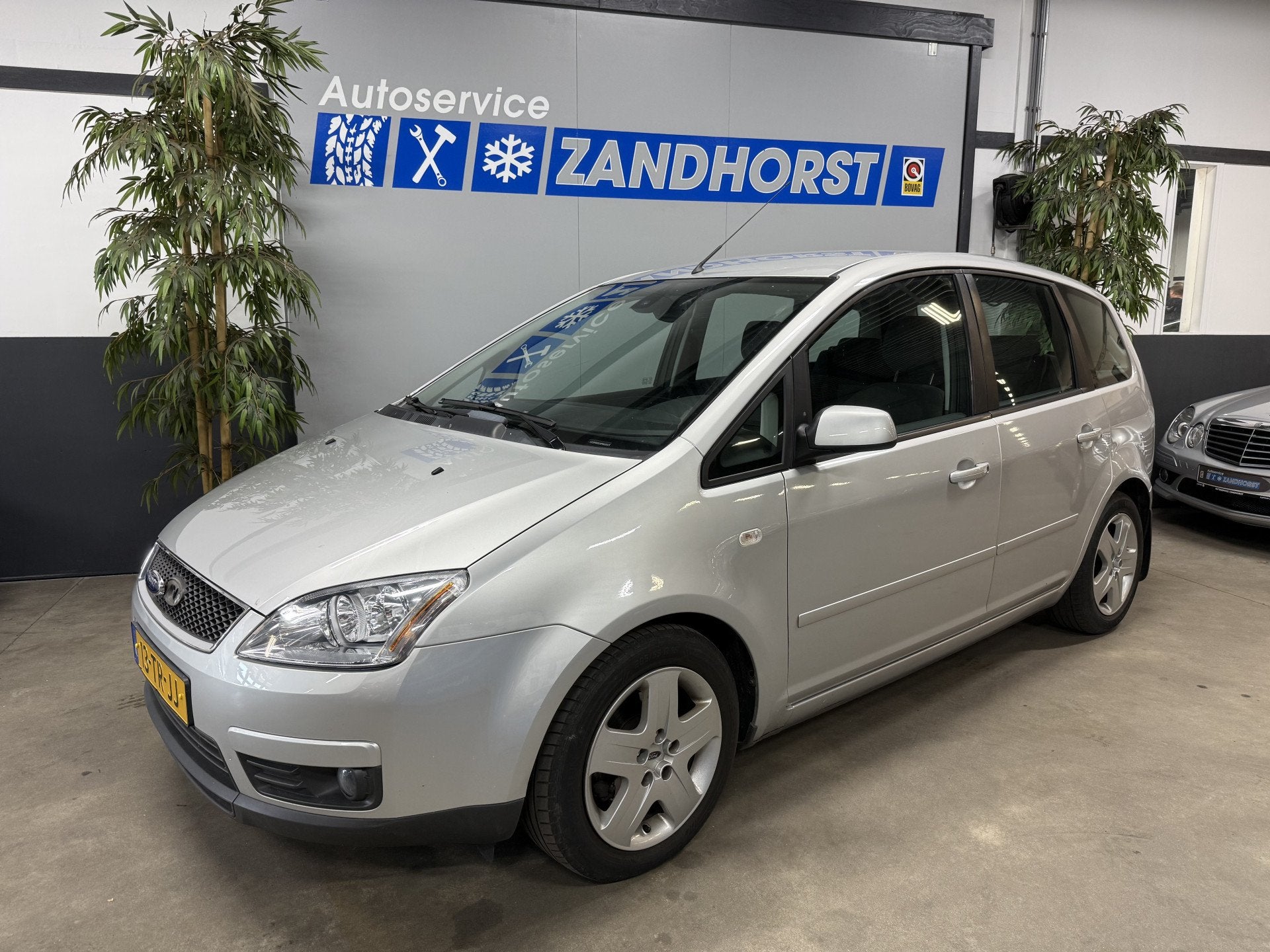Ford Focus C-MAX 1.8-16V Futura // Bak hoorbaar ! (bj 2007), Auto's, Gebruikt, 700 kg, Origineel Nederlands, Bedrijf