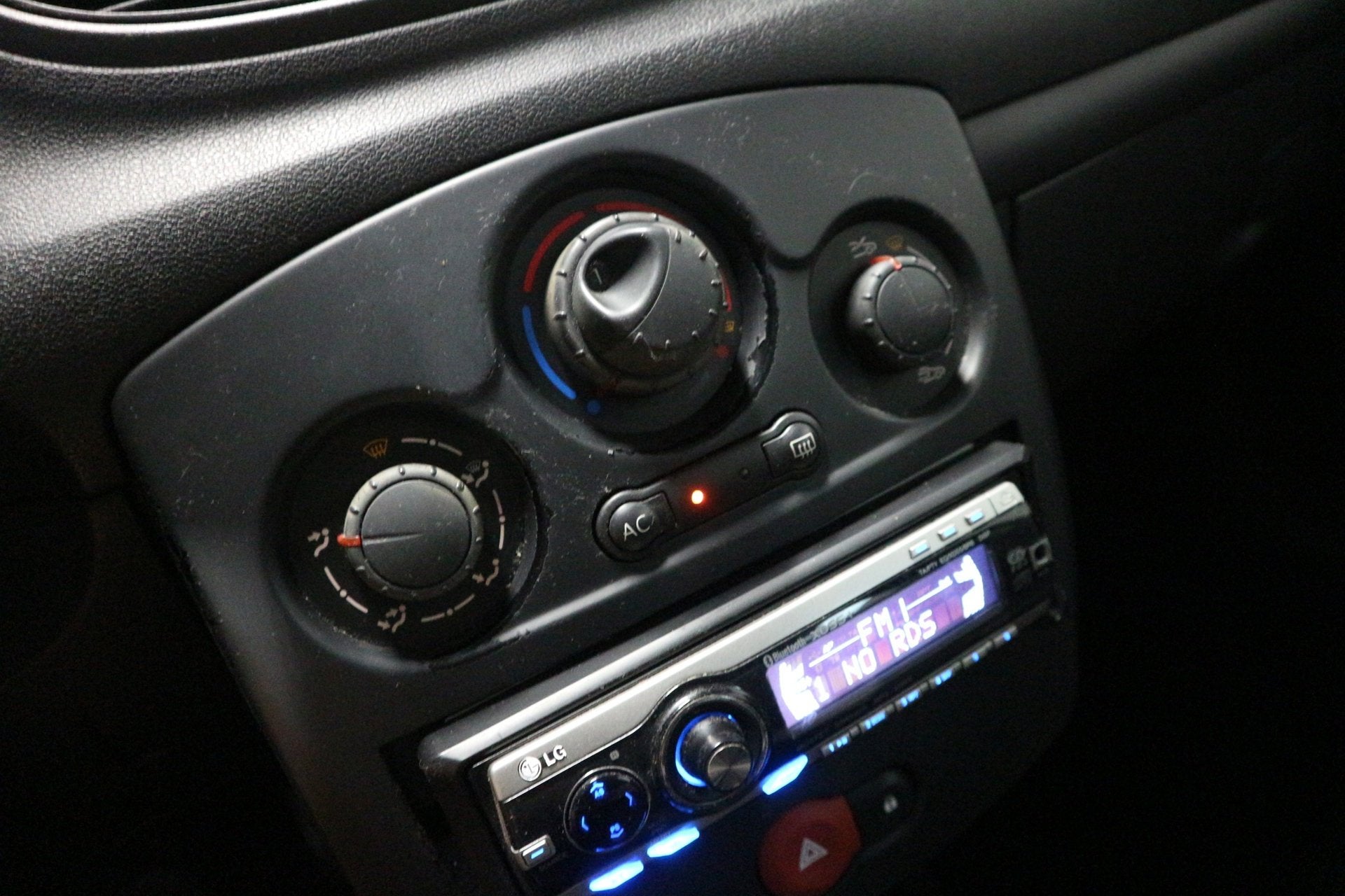 Renault Clio 1.2 Sélection Business / AIRCO / 2027 APK ! !, Auto's, Voorwielaandrijving, 535 kg, Gebruikt, 4 cilinders