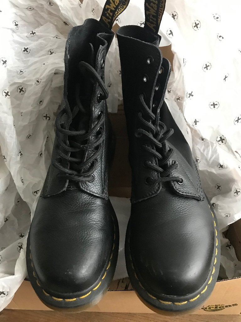 Dr. Martens schoenen, Zwart, Overige typen, Ophalen of Verzenden, Dr. Martens