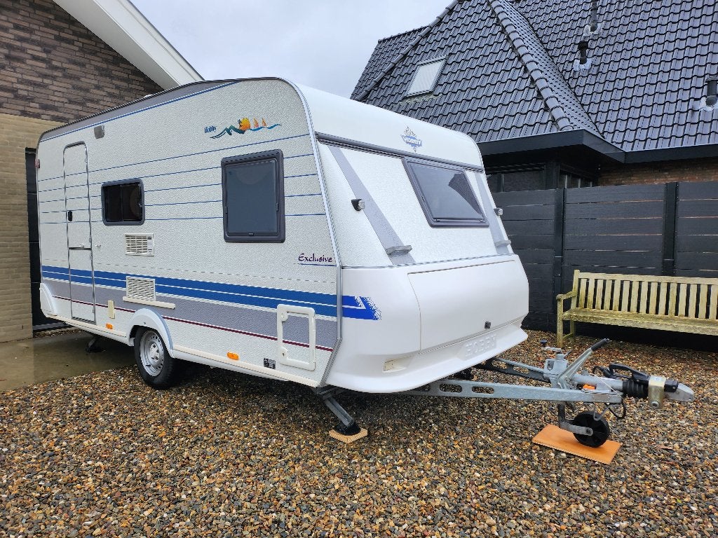 Hobby Exclusive UFE 440 | Zeer nette staat, Kachel, Hobby, Frans bed, Treinzit