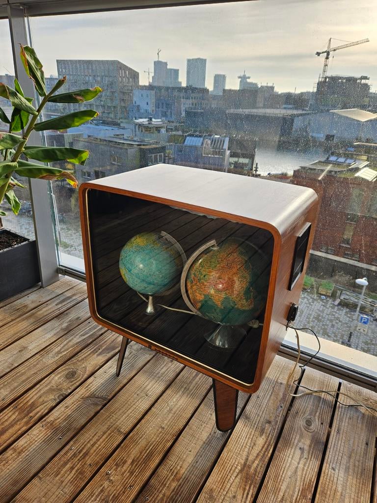 Vitrine kastje curiositycabinet, Huis en Inrichting, Ophalen
