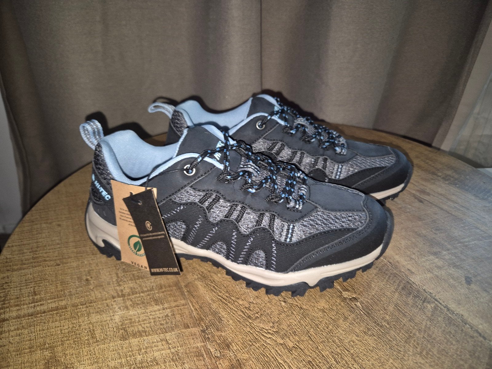 Nieuwe Hi-Tec vegan wandelschoenen 38, Ophalen of Verzenden, Nieuw, Schoenen