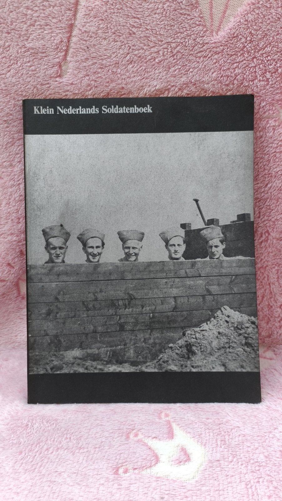 Vervoort, Hans - Klein Nederlands soldatenboek, Hans Vervoort, Ophalen of Verzenden, 20e eeuw of later, Gelezen
