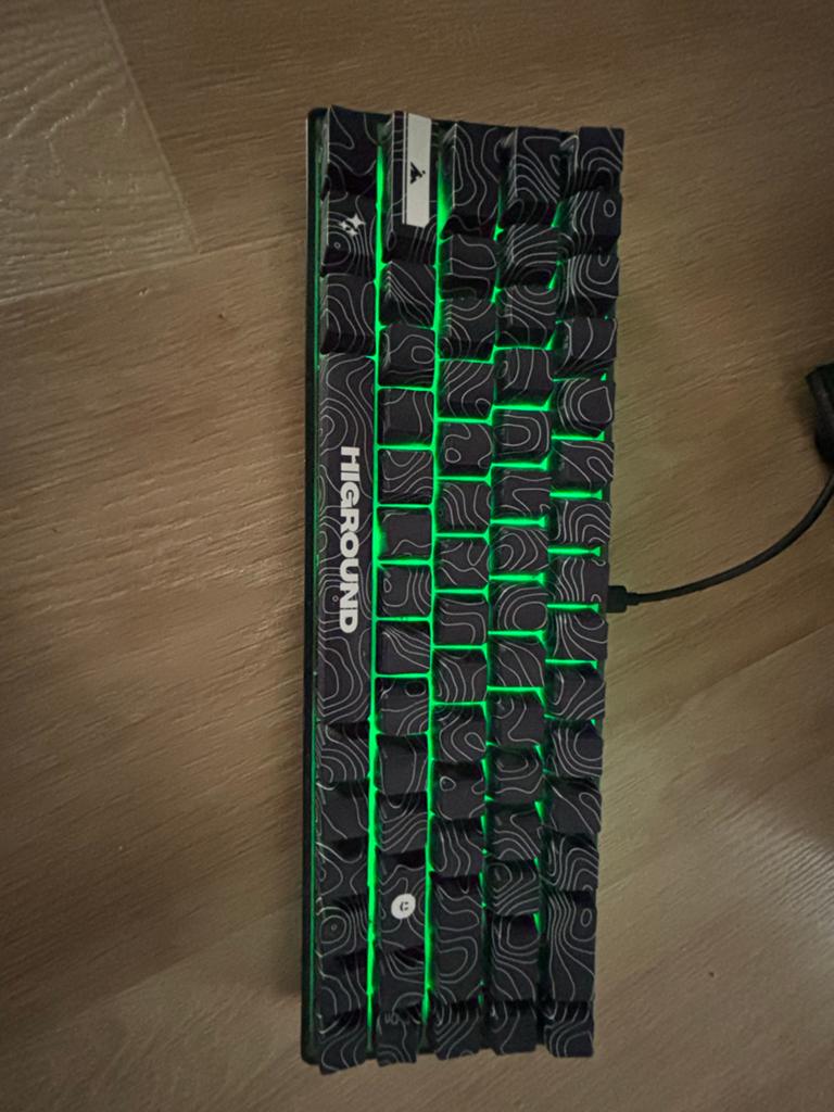 Higround Base 65 Gaming Toetsenbord - Zwart met Groene LED, Ophalen, Gaming toetsenbord, Zo goed als nieuw, Qwerty