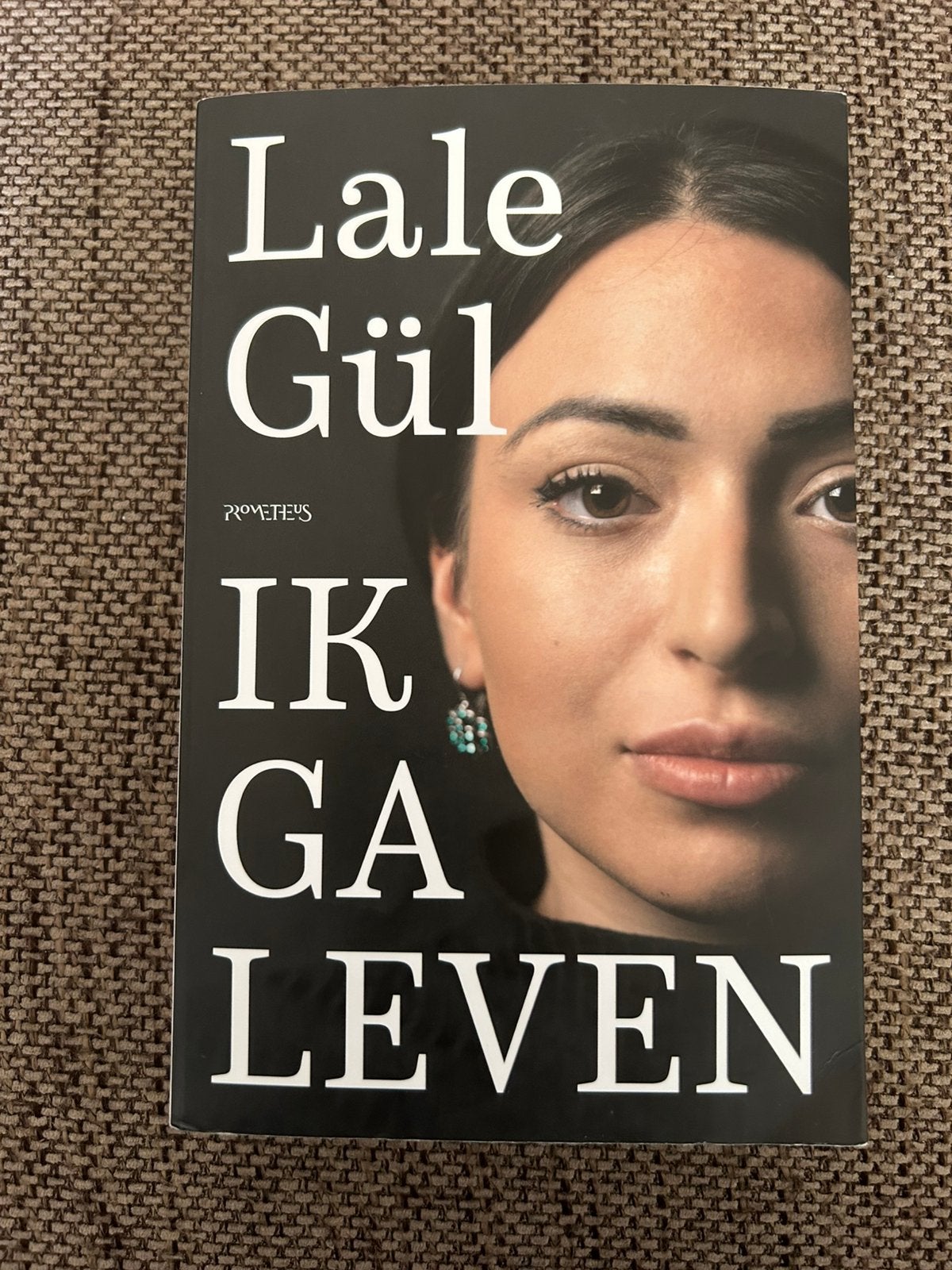 Lale Gül boek biografie titel Ik ga leven, Boeken, Ophalen of Verzenden, Zo goed als nieuw, Lale Gul, Overige