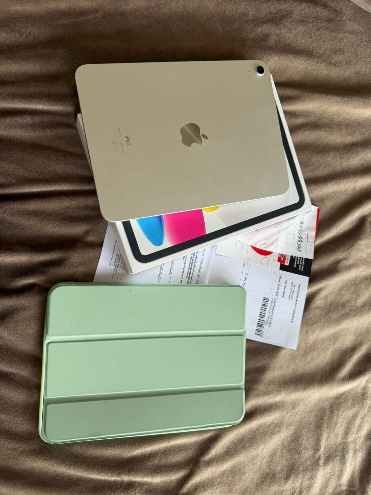 Foto 3 van Ipad 10 64 gb krasvrij!