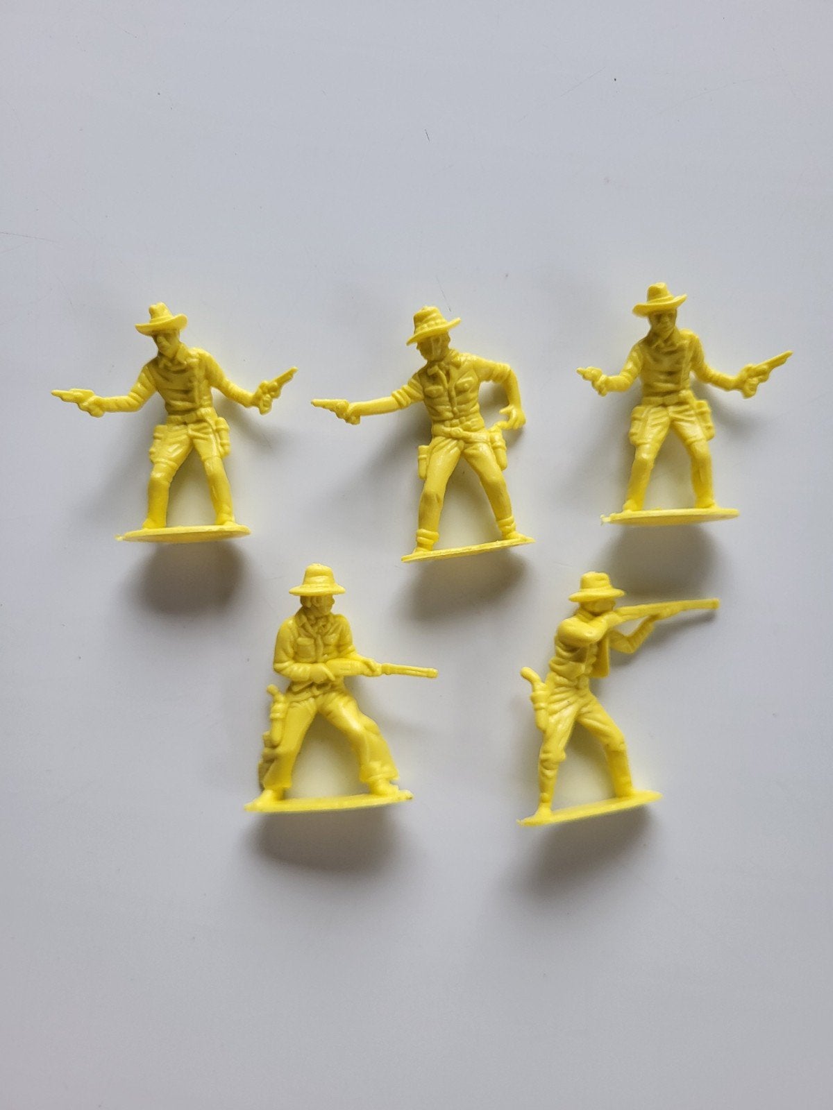 Vintage MPC Wild West figuren "Cowboys" in geel - jaren 70, Ophalen of Verzenden, Zo goed als nieuw