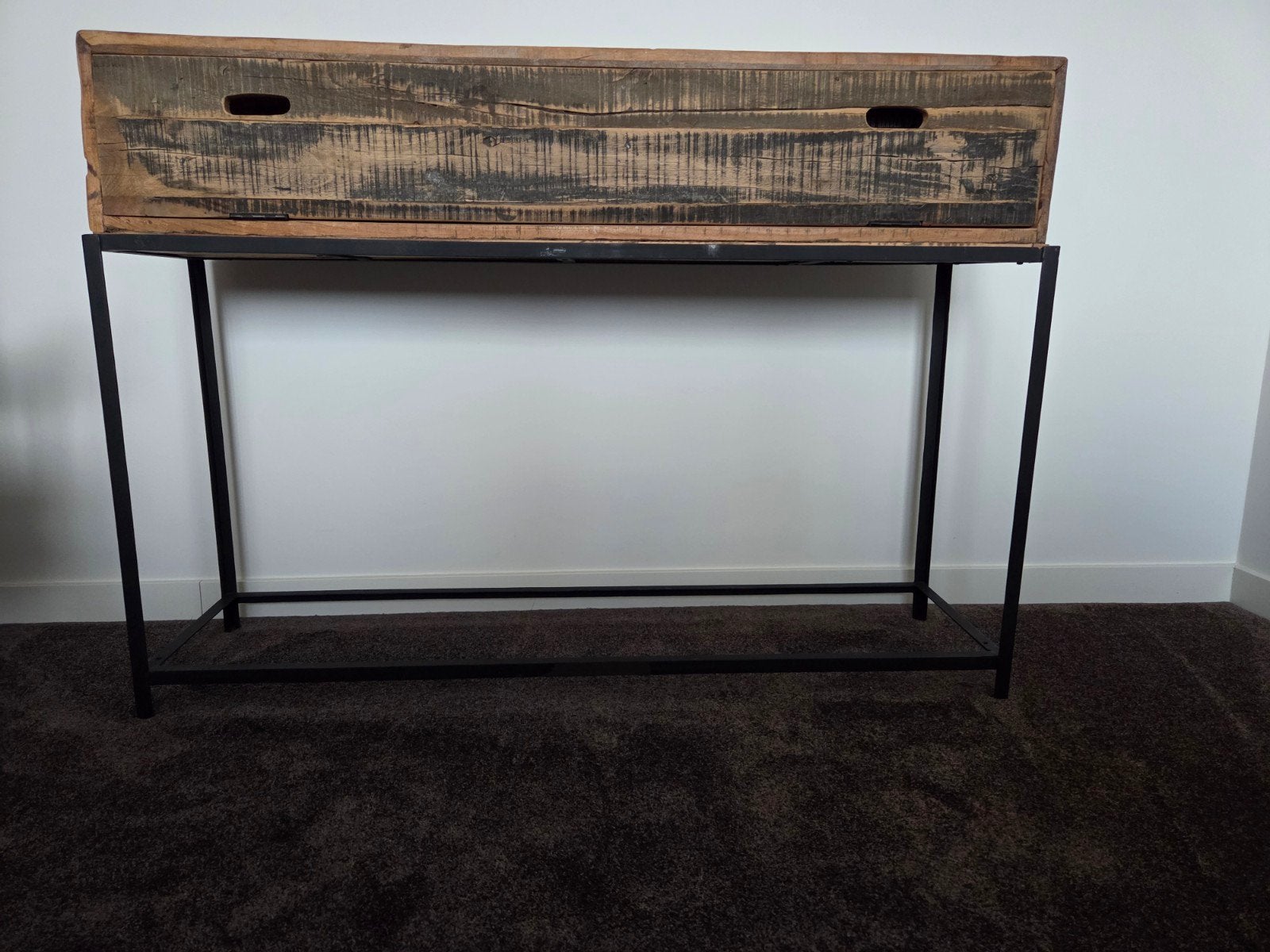 Industriële sidetable, Huis en Inrichting, Tafels | Sidetables, 100 tot 150 cm, Zo goed als nieuw, Industrieel, Ophalen
