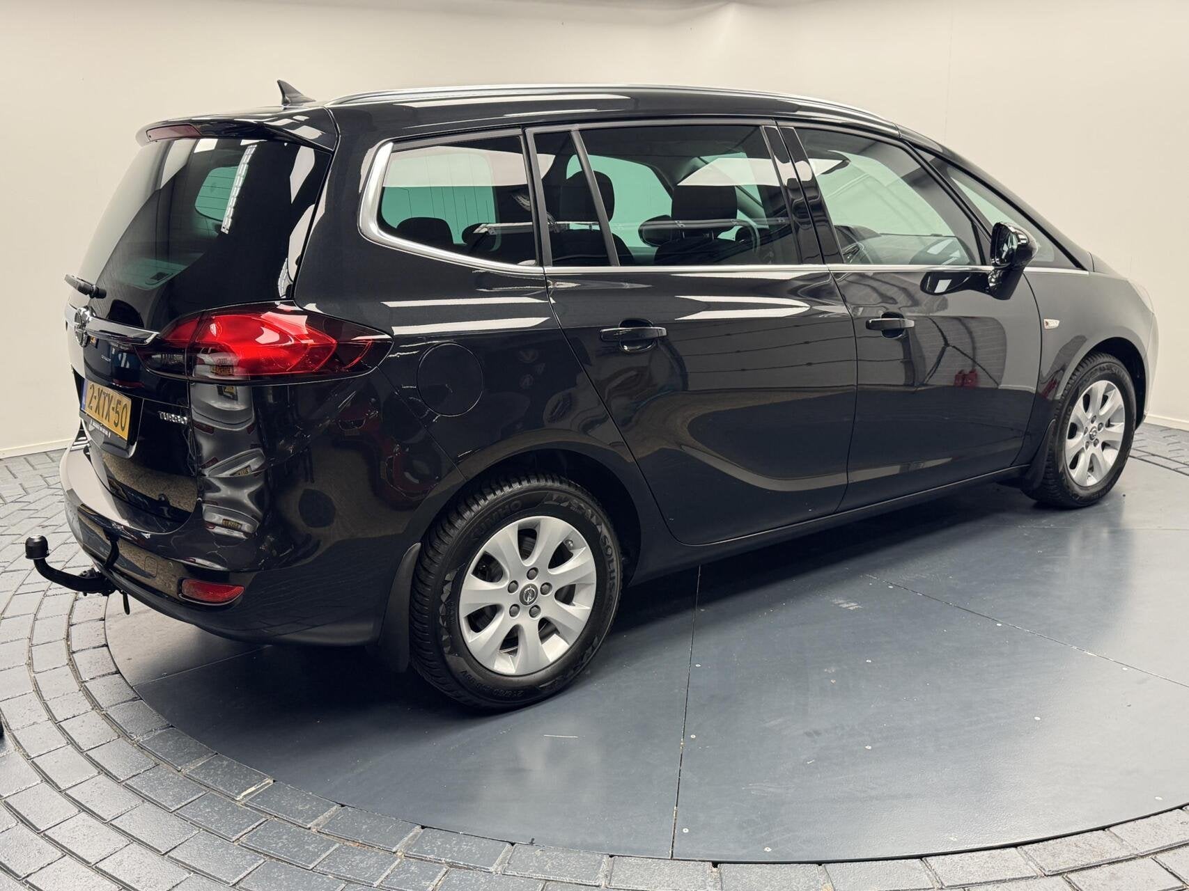 Opel Zafira Tourer 1.4i Cosmo Automaat-Trekhaak-Navigatie-Cr, Auto's, Opel, Gebruikt, 4 cilinders, Met garantie (alle), Zwart
