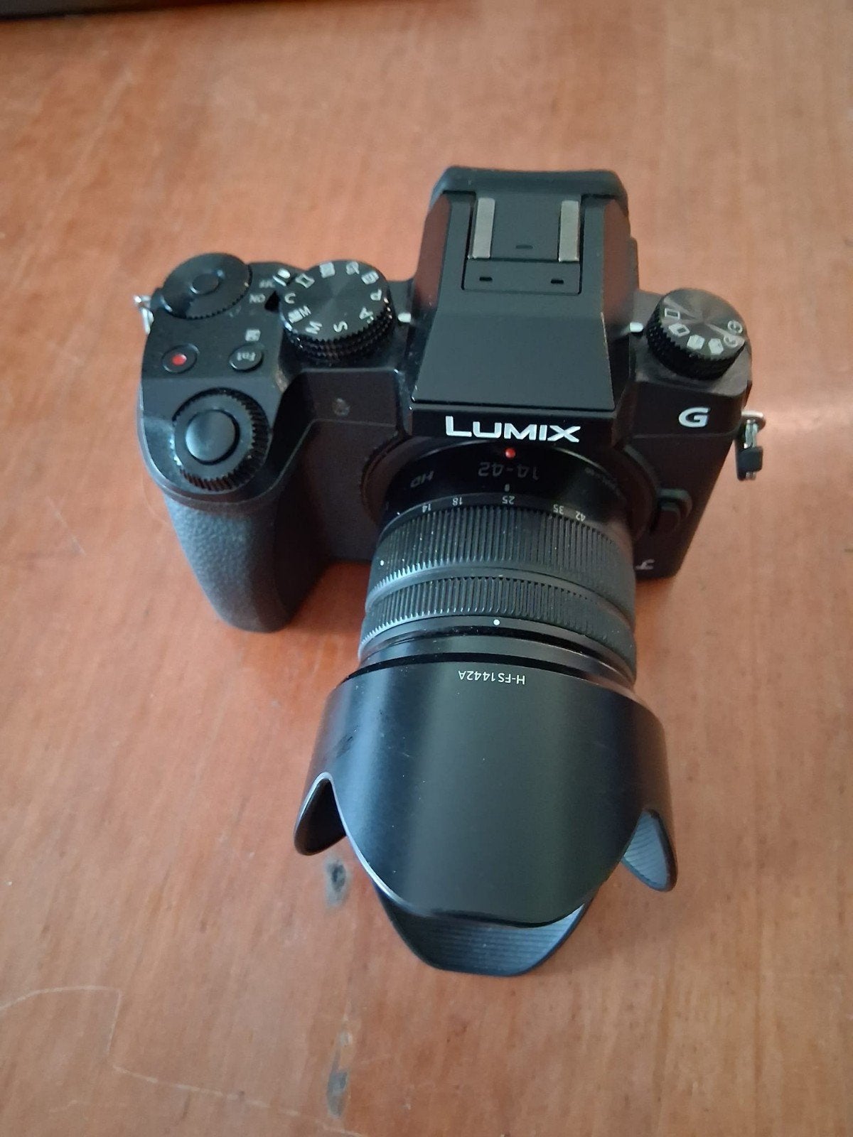 Panasonic Lumix DMC-G7 systeemcamera met 14-42mm lens, Ophalen, Panasonic, Accu, 4 t/m 7 keer