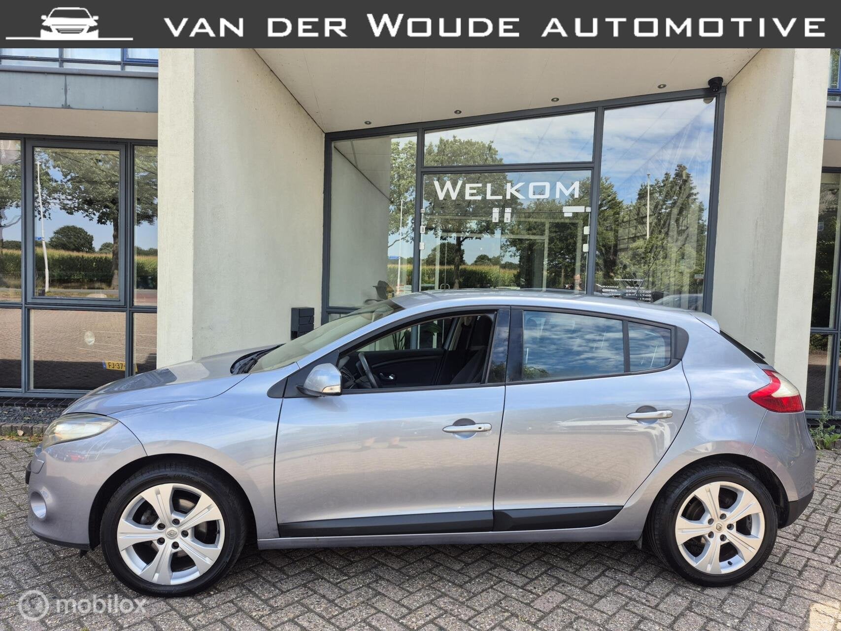 Renault Megane 1.6 Dynamique|5DRS|Clima|Navi|Xenon|Cruise!, Stof, 4 cilinders, Blauw, Bedrijf