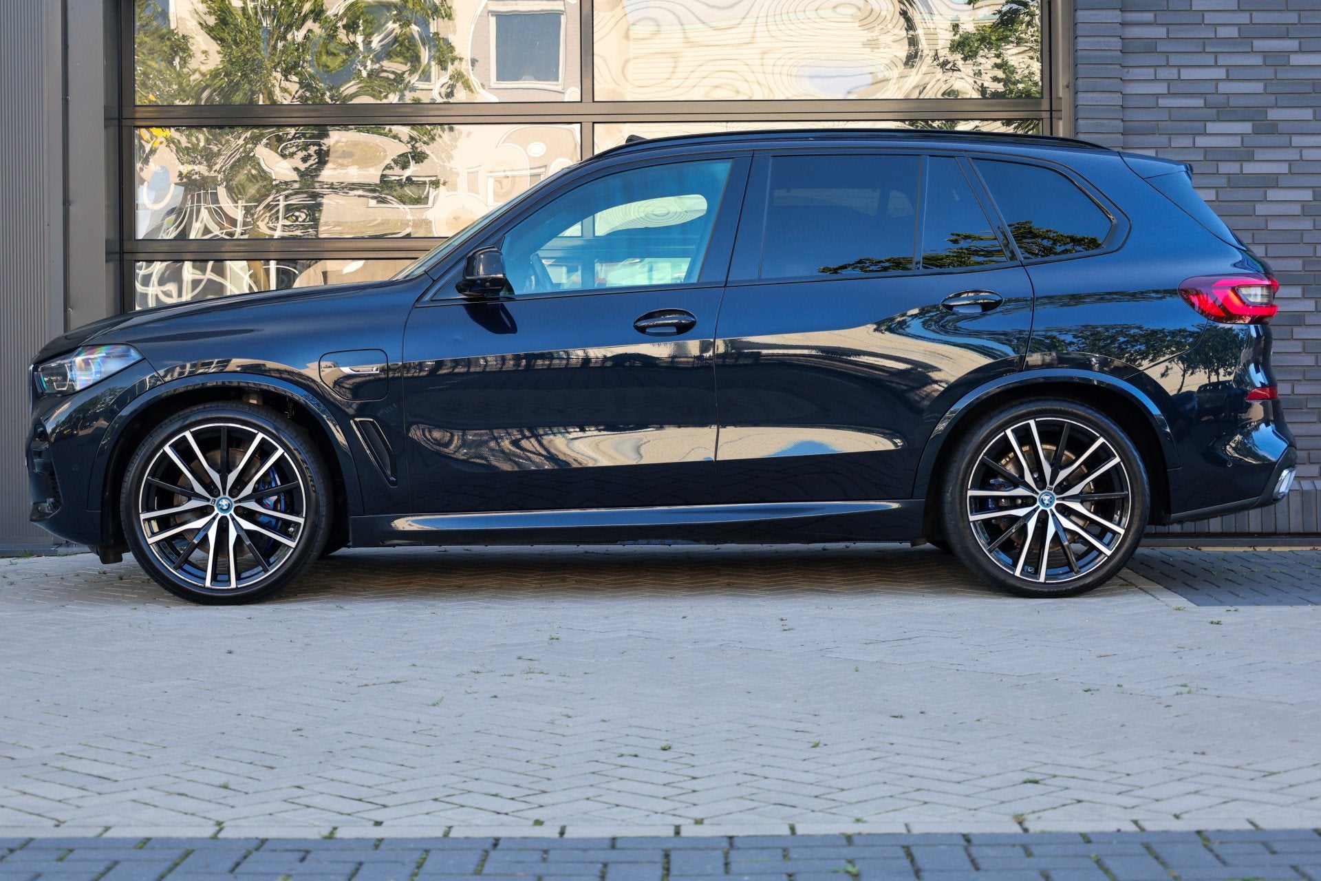 Foto 12 van BMW X5 xDrive45e High Executive | BTW | M-SPORT | PANO | LAS