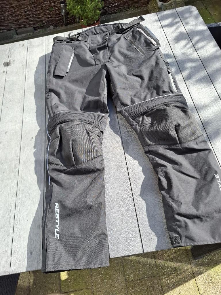 Dames motor touring broek - €200,00, Broek | textiel, Ophalen, Nieuw met kaartje, Dames