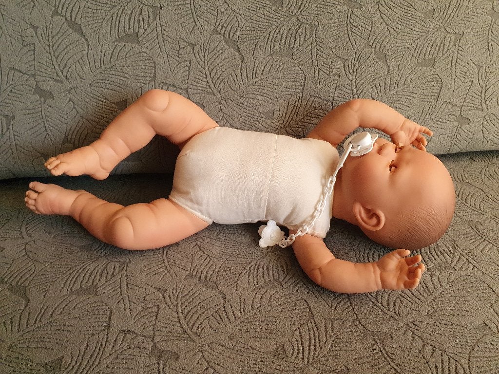 babypop groot slaapogen 52cm baby pop past echte babykleding, Selintoys, Nieuw, Ophalen of Verzenden, Leiden