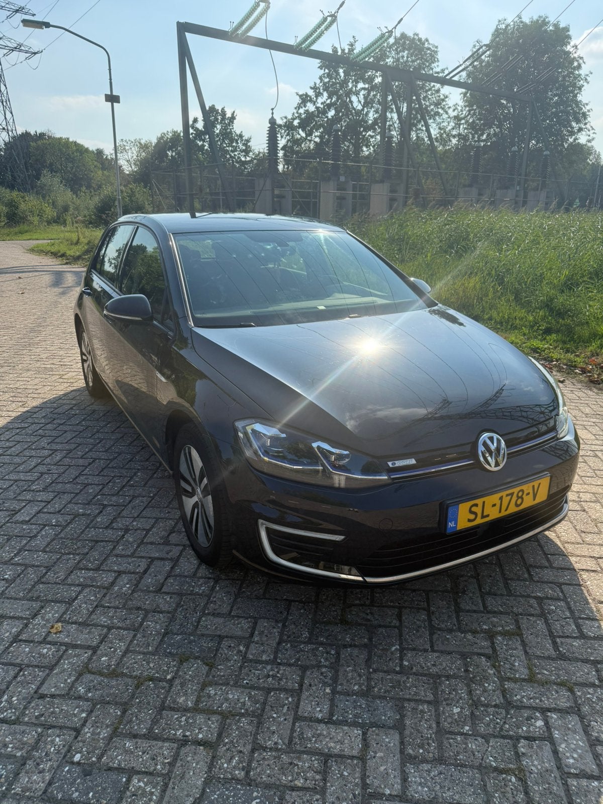 Volkswagen e-Golf (2018) 112.000km SOH 88% 36kWh, Auto's, Adaptive Cruise Control, 0 kg, Zwart, Elektrisch