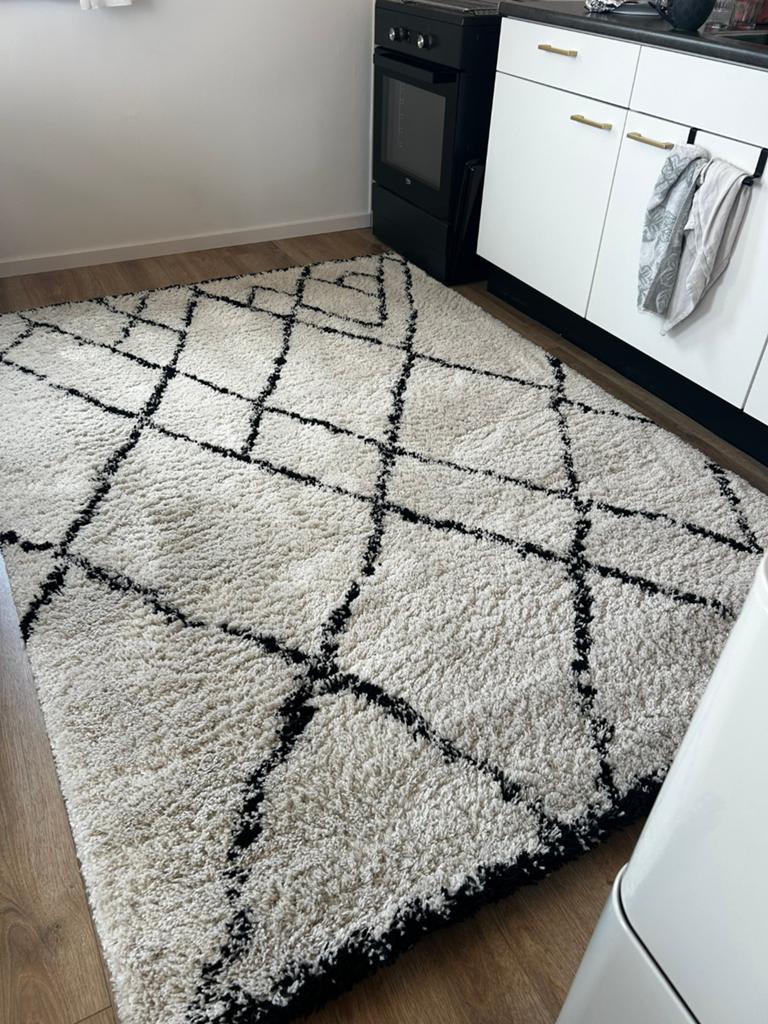 Hoogpolig vloerkleed ruitpatroon 160x230, Ophalen, Zo goed als nieuw, Rechthoekig, 200 cm of meer