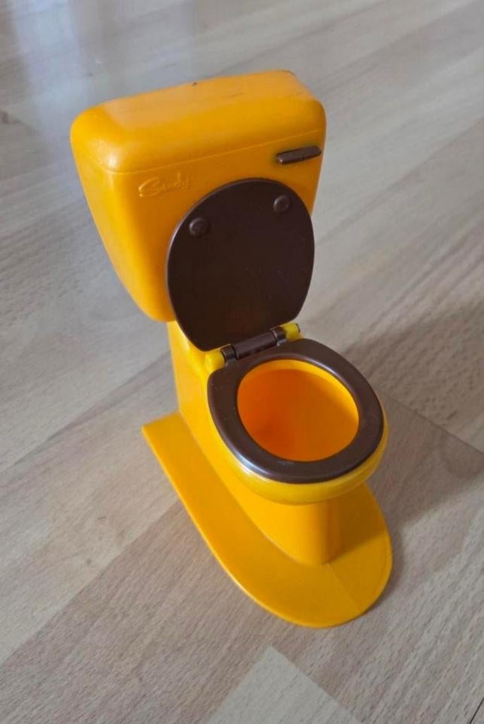 Sindy/Barbie Toilet, Verzamelen, Poppenhuizen en Toebehoren, Ophalen of Verzenden, Gebruikt, Poppenhuis